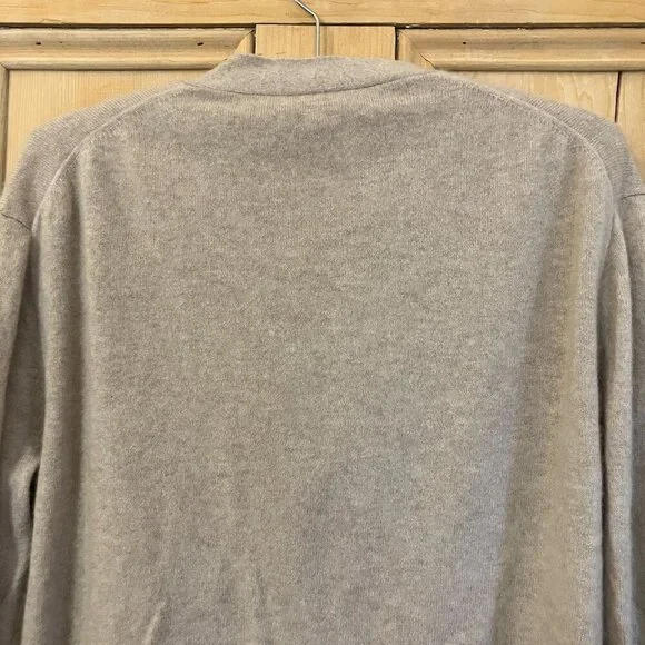 J.Crew Womens Cashmere Patch-Pocket Cardigan Sweater Size Medium Beige FA EXC - Picture 9 of 10